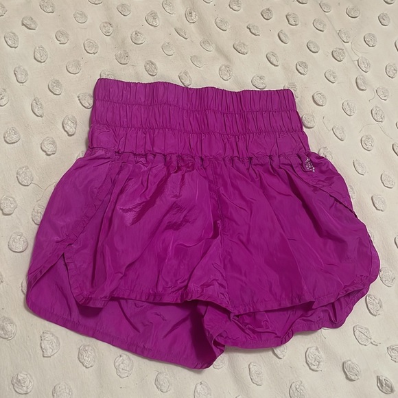 Free People Way Home Shorts!! - Picture 4 of 7